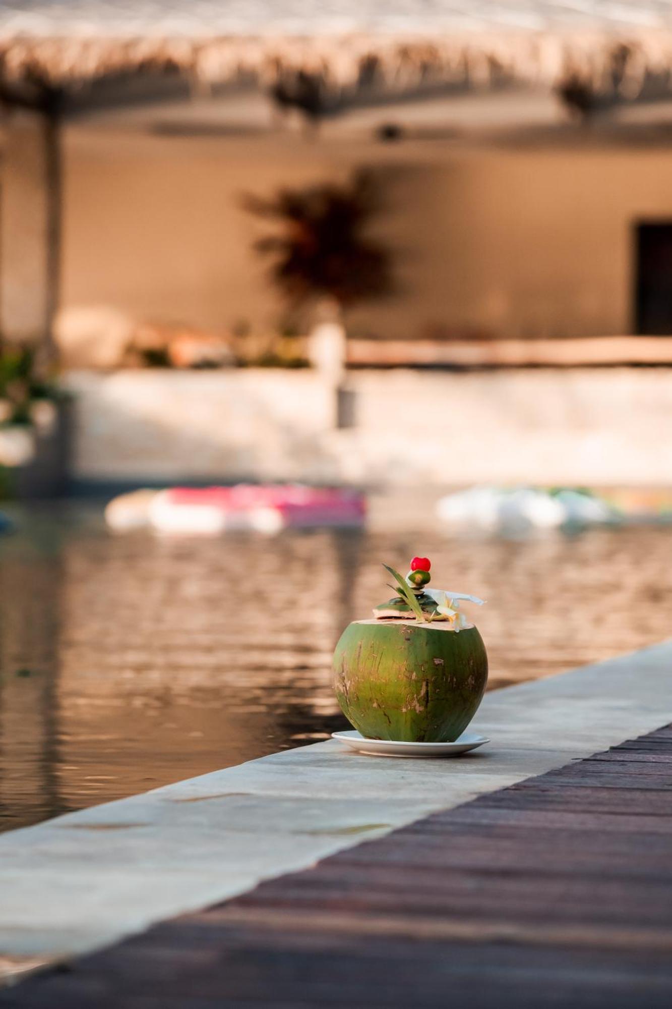 Living Asia Resort And Spa Senggigi Exteriér fotografie
